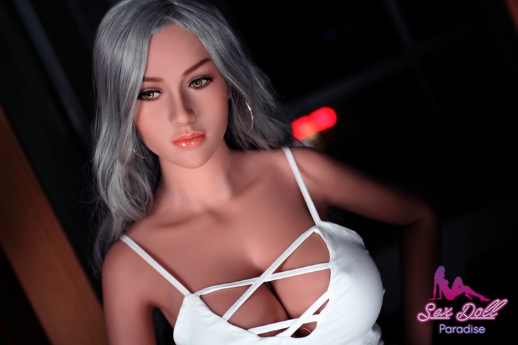 20 Lustige Anekdoten über Sex-Puppen