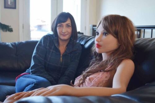 Kristin Dickson hat ein Unternehmen zur Vermietung von Sexpuppen eröffnet