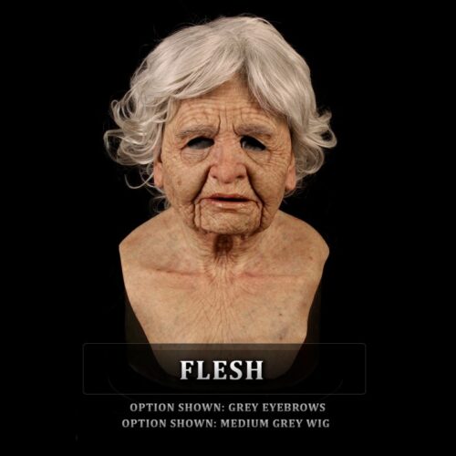 Silikonmaske einer älteren Frau